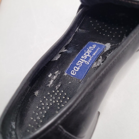Easy Spirit Black Loafers with Silver Accent Used - Picture 7 of 8